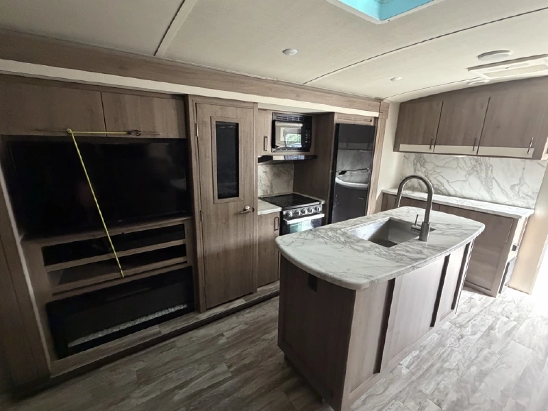 2022 GRAND DESIGN IMAGINE 2970RL