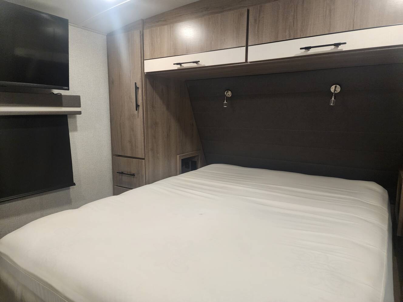 A photo of this 2023 Grand Design IMAGINE 2970RL