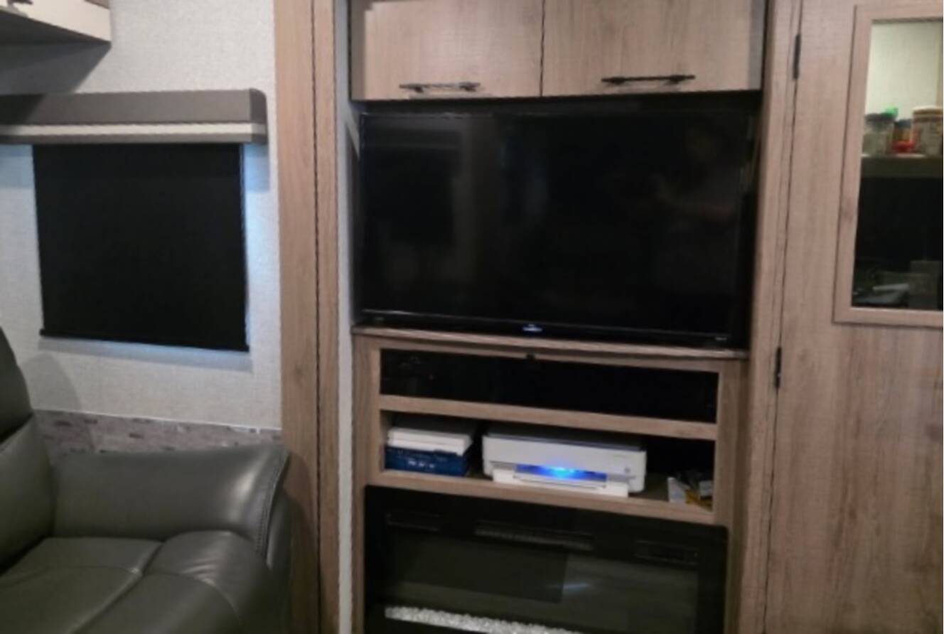 A photo of this 2023 Grand Design IMAGINE 2970RL