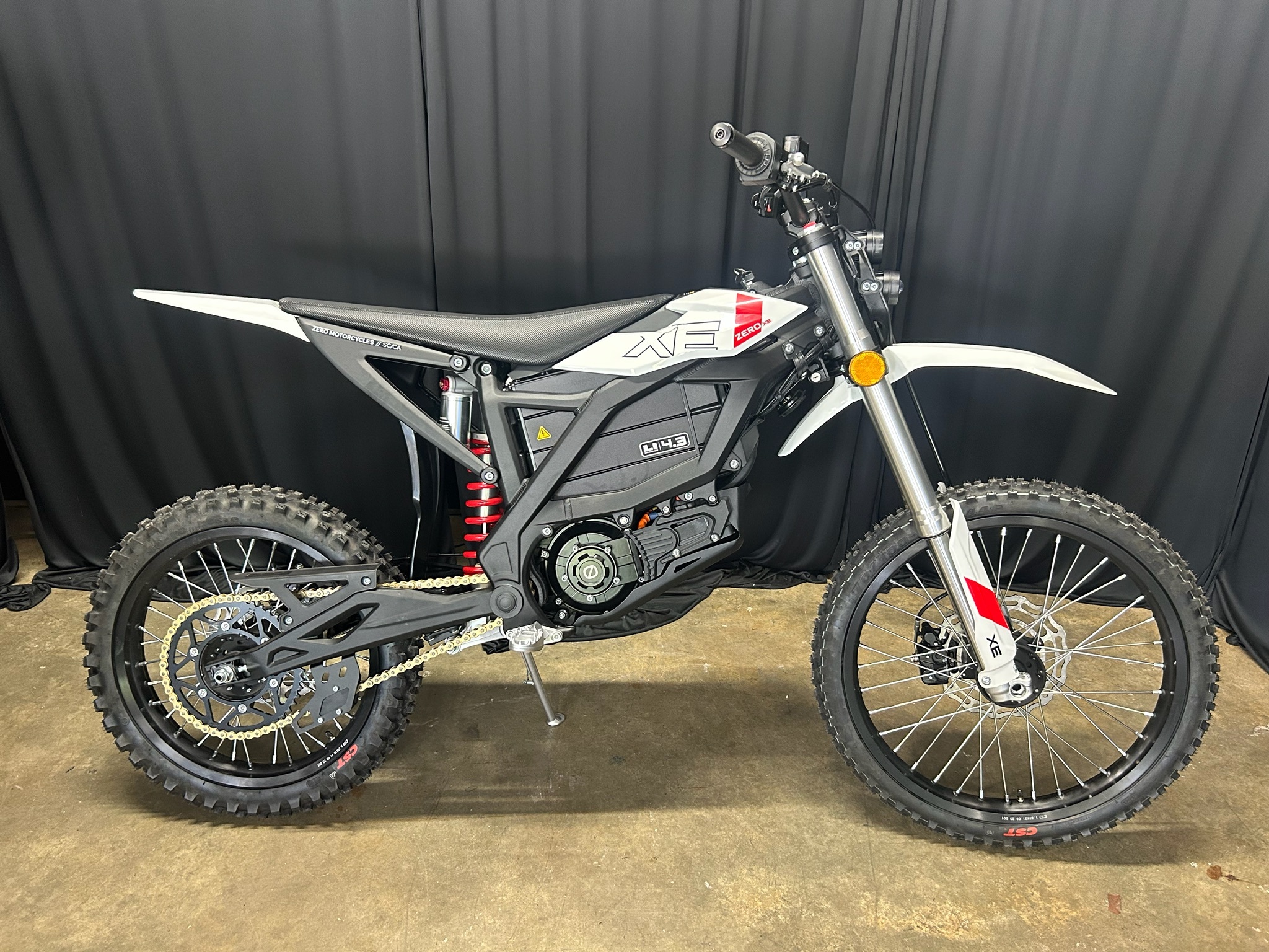 2026 Zero Motorcycles XE BASE in Gaithersburg, MD