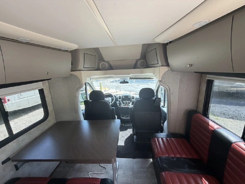 2017 WINNEBAGO TREND 23L