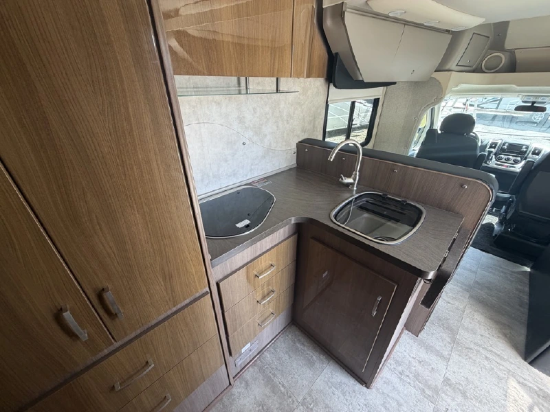2017 WINNEBAGO TREND 23L