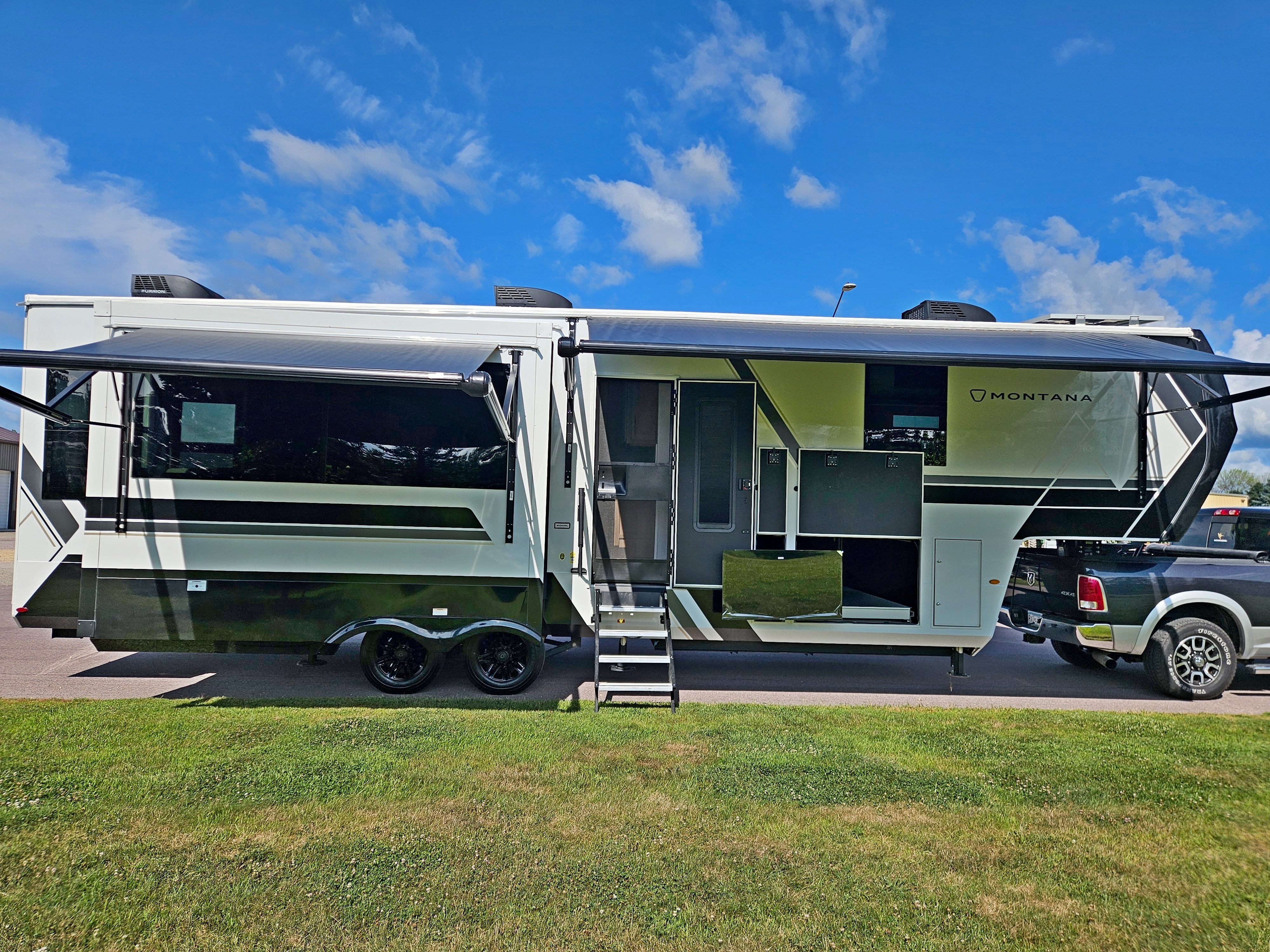 2026 Keystone MONTANA 3100RL RV