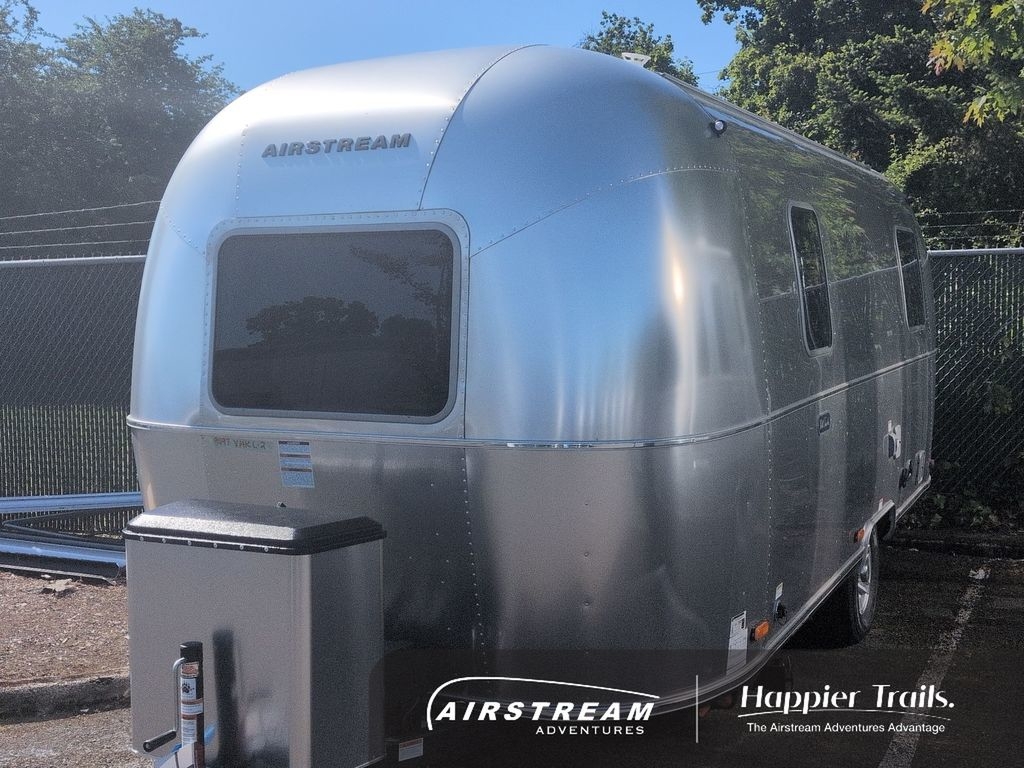 2026 Airstream World Traveler 22RB in clackamas OR