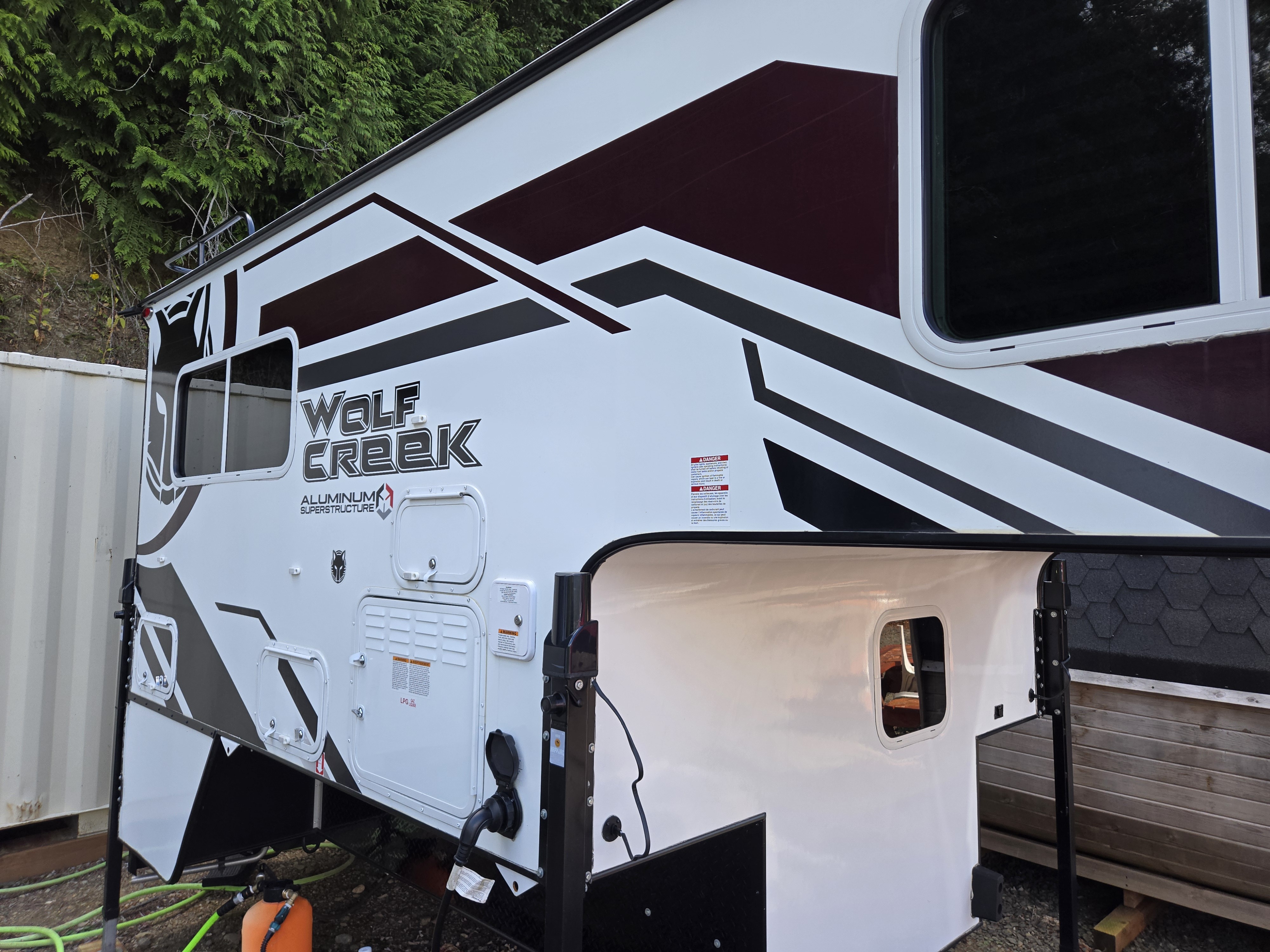 2024 Wolf Creek 890 RV