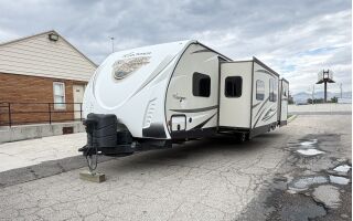 2017 COACHMEN FREEDOM EXPRESS 310BHDS