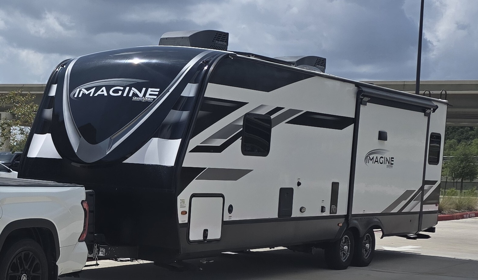 2023 Grand Design IMAGINE 2970RL RV