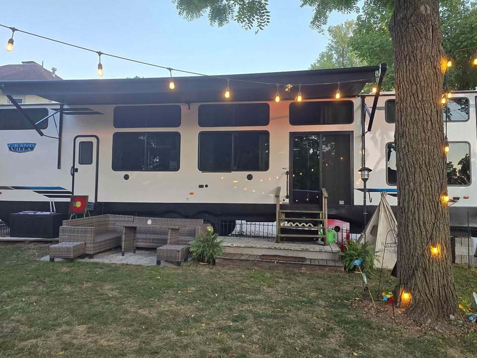 2024 Forest River SALEM GRAND VILLA 42VIEW RV