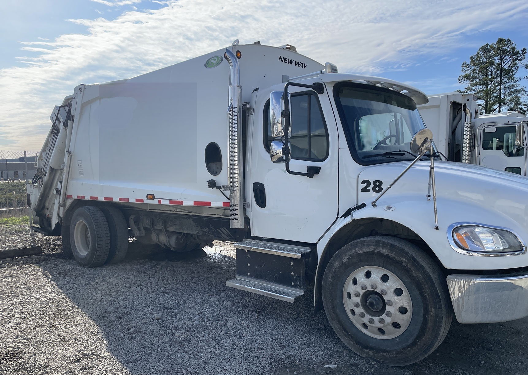 2021 FREIGHTLINER M2 Refuse in Midlothian, VA