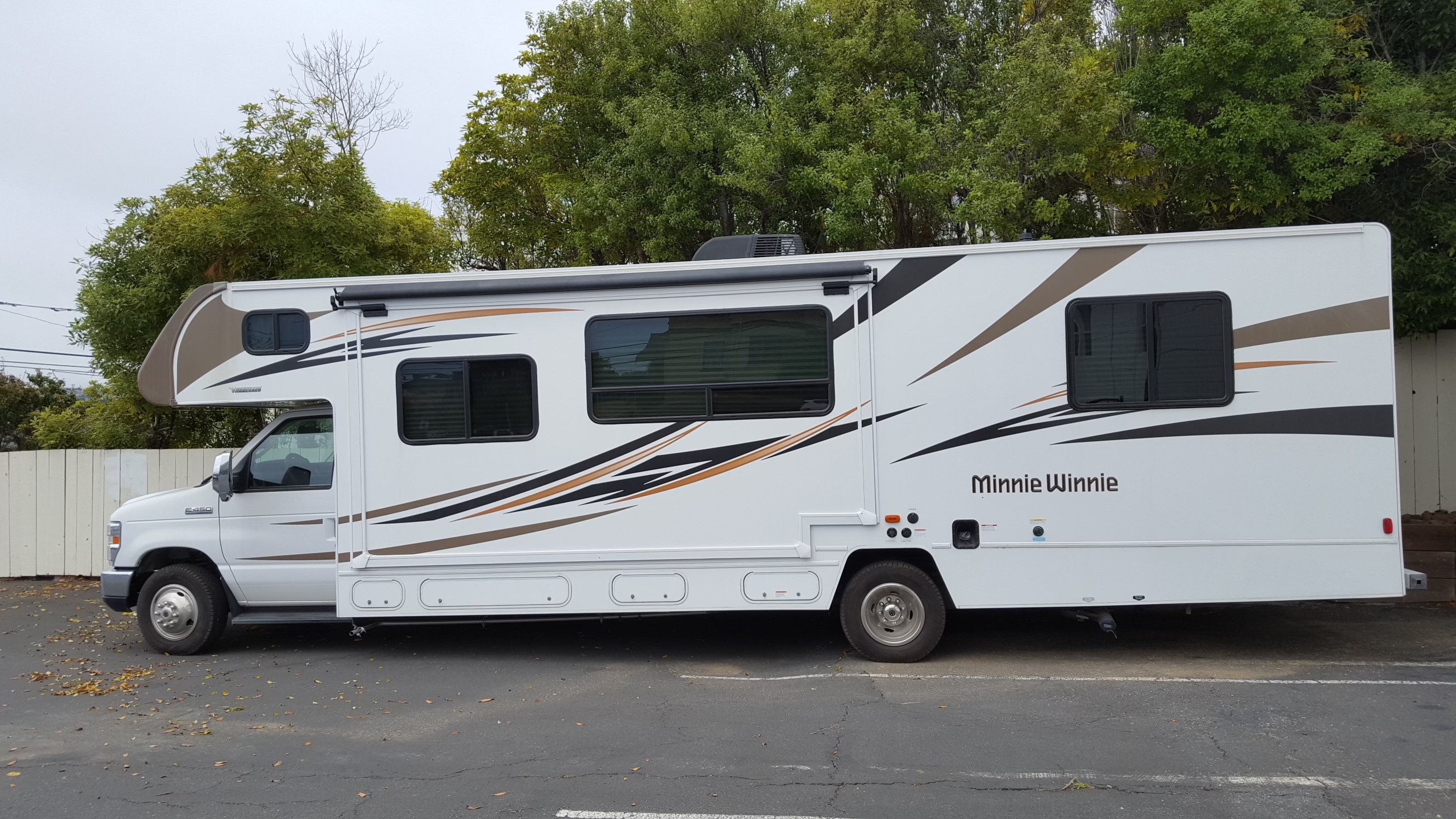 2018 Winnebago MINNIE WINNIE 331K in south san francisco CA