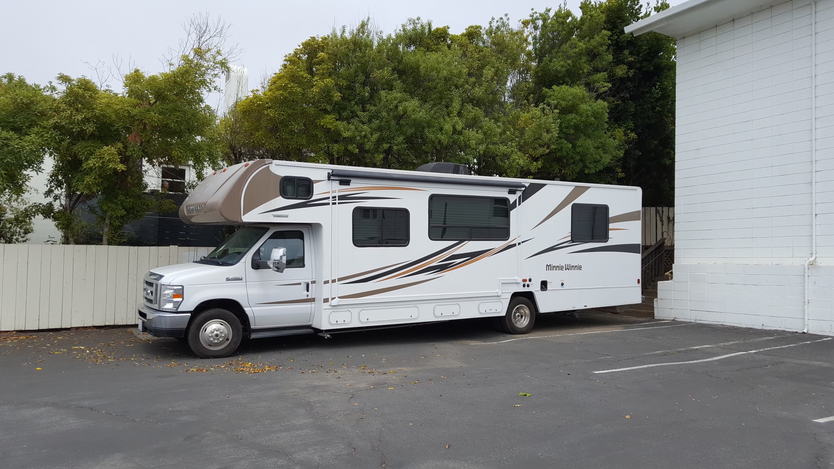 2018 Winnebago MINNIE WINNIE 331K RV