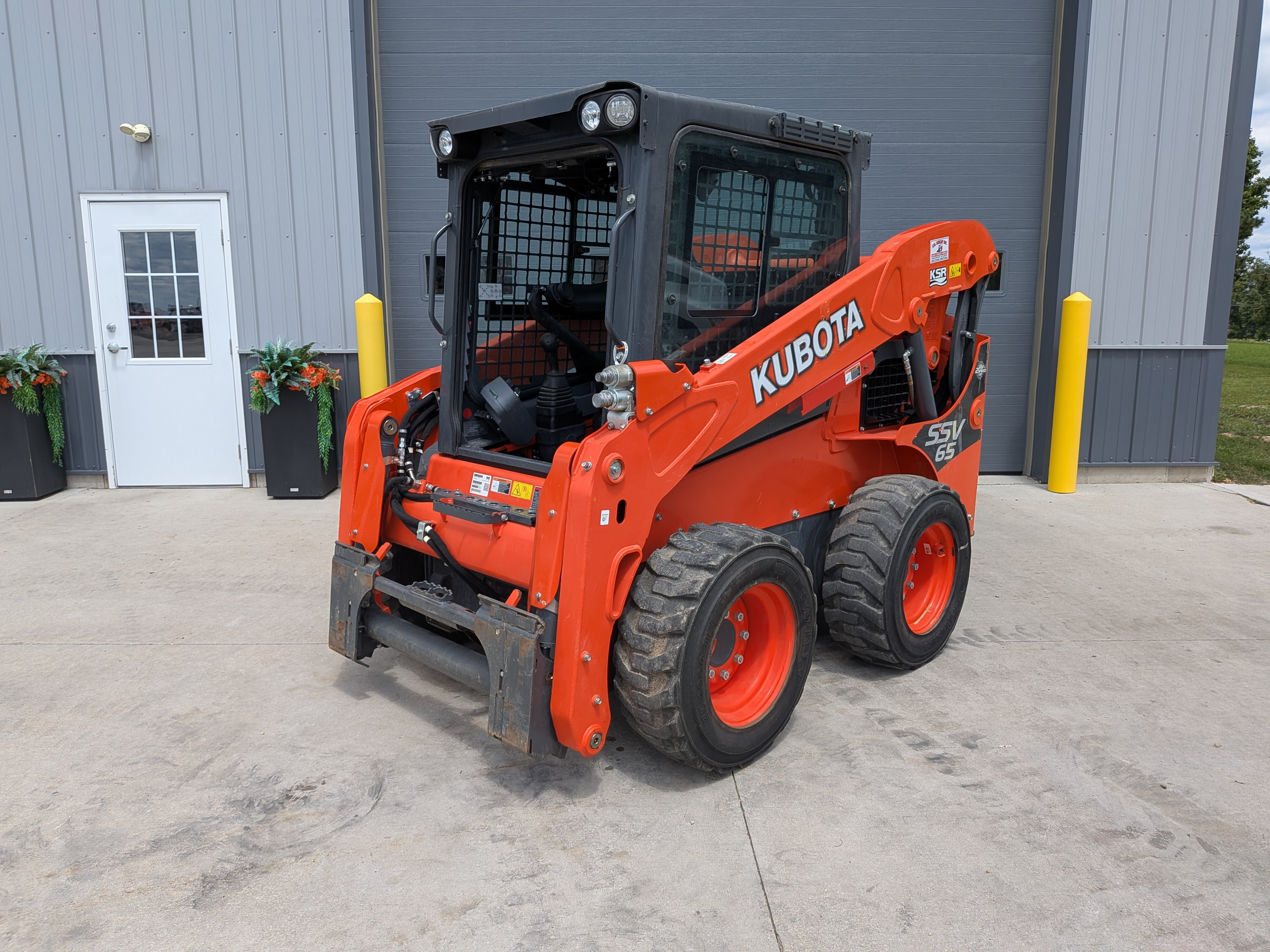 2020 Kubota SSV65 in Darlington, WI