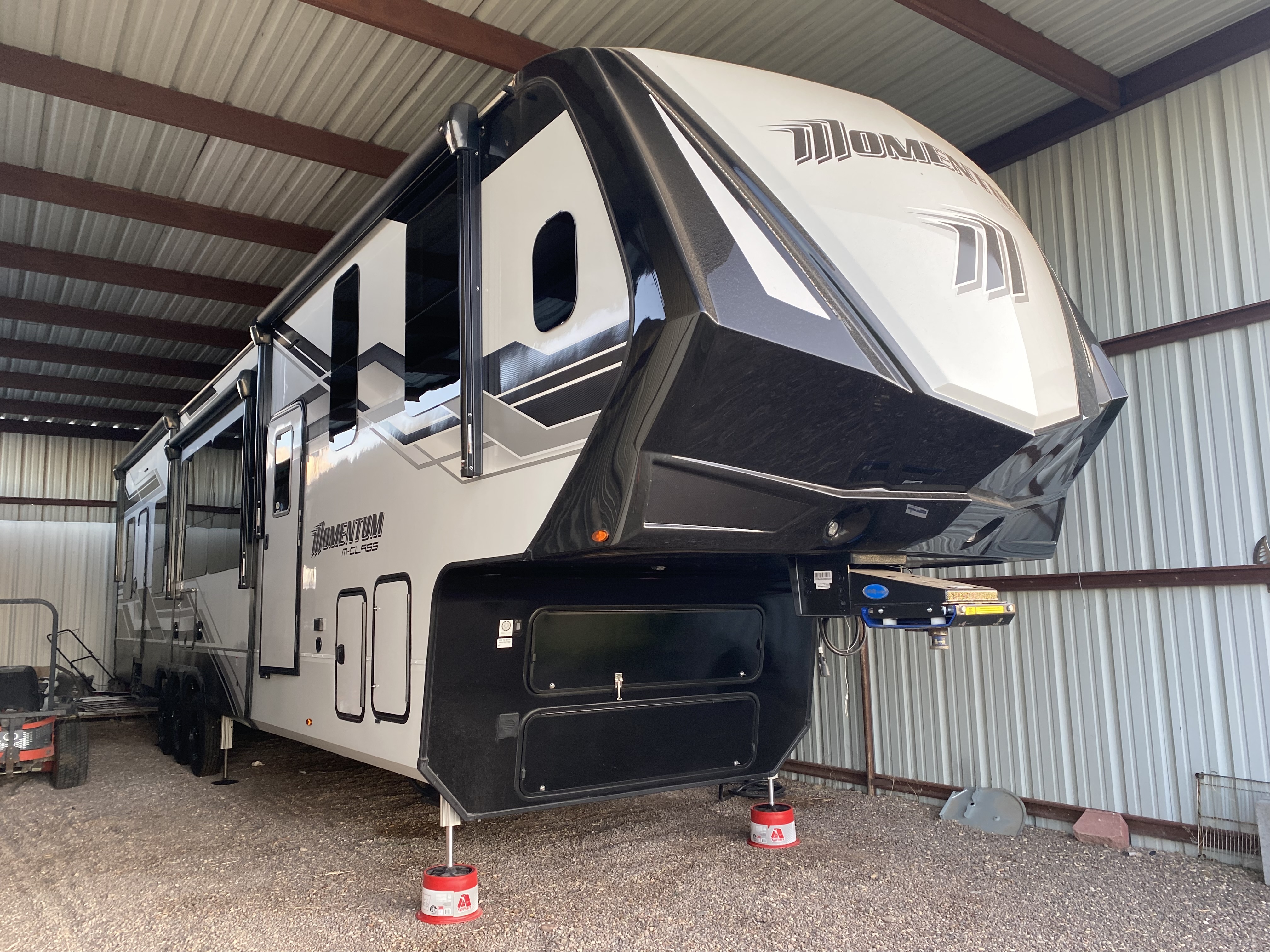 2025 Grand Design MOMENTUM M-CLASS 395MS in alpine TX