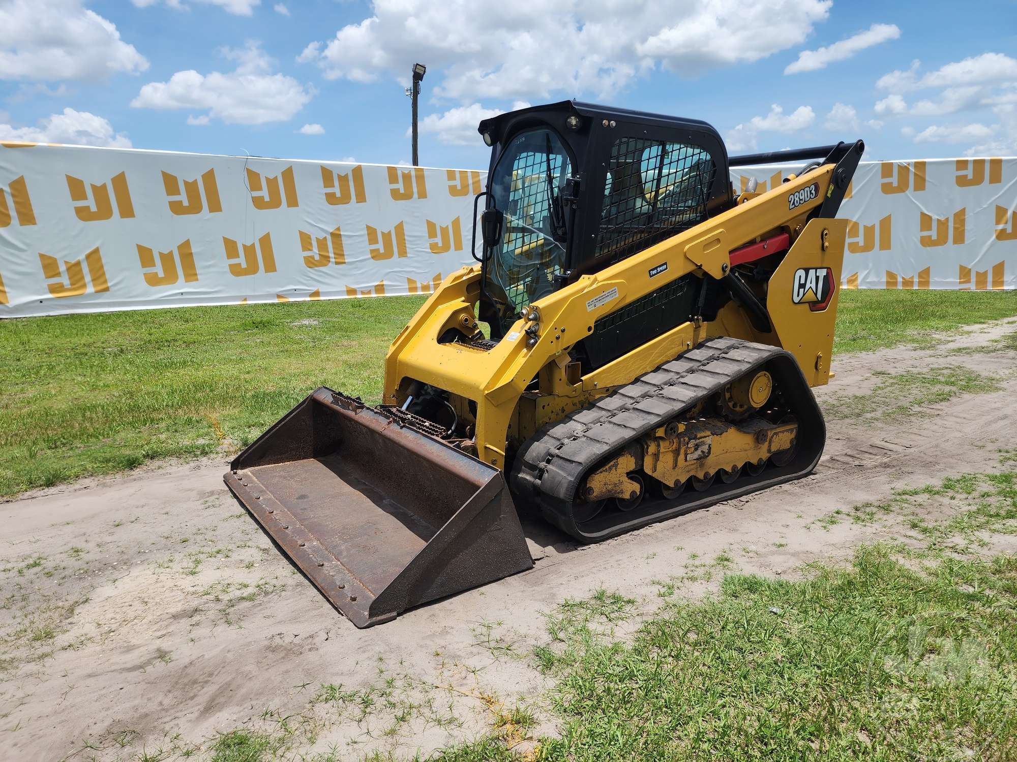 2021 CATERPILLAR 289D3 in Kissimmee, FL
