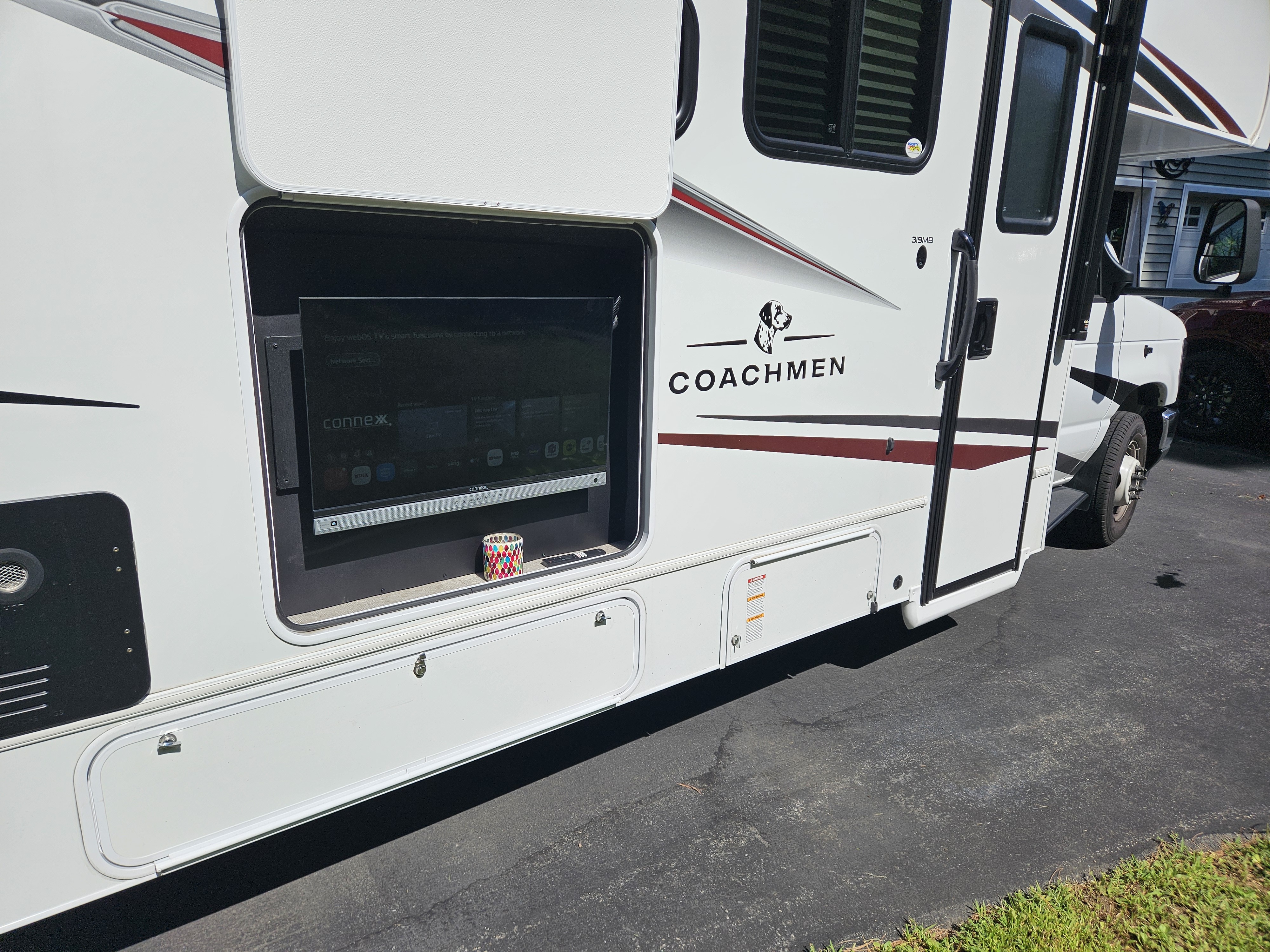 2025 Coachmen LEPRECHAUN 319MB in queensbury NY