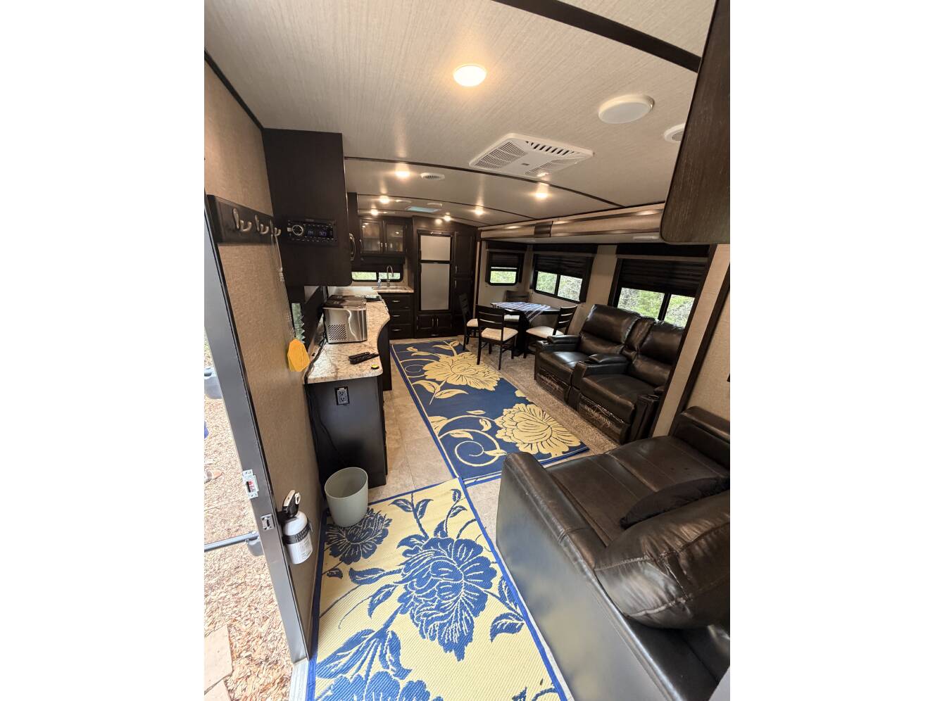 A photo of this 2019 Grand Design IMAGINE 2850MK