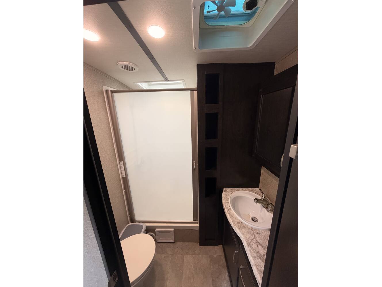 A photo of this 2019 Grand Design IMAGINE 2850MK