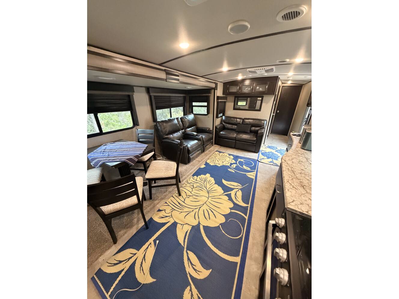 A photo of this 2019 Grand Design IMAGINE 2850MK