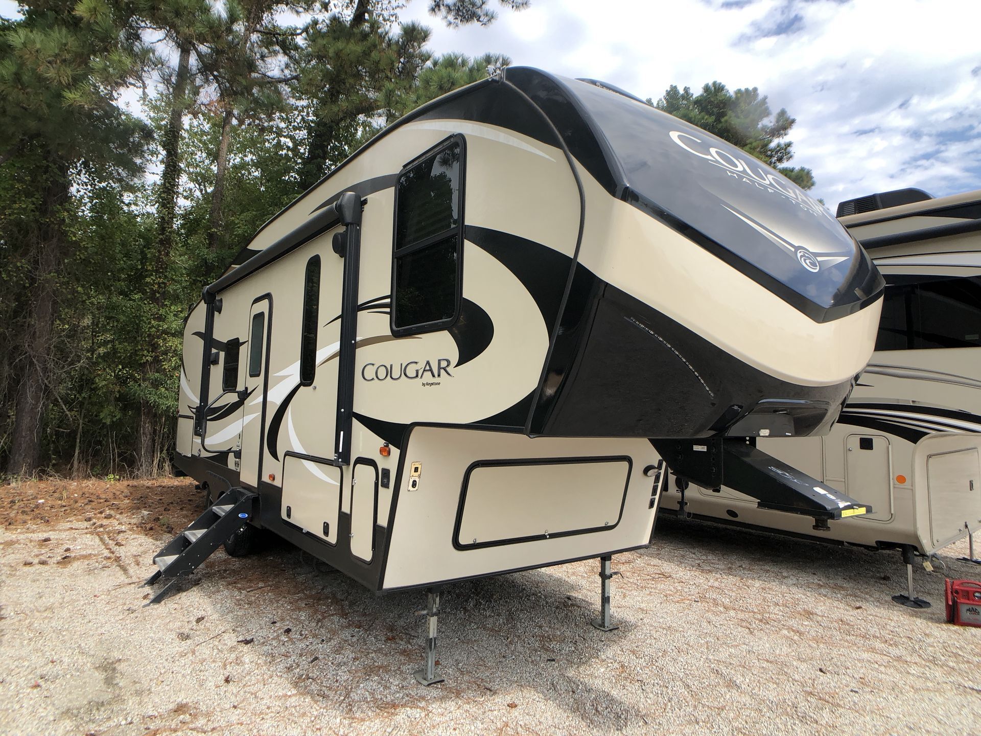 2018 Keystone Cougar 25RES RV