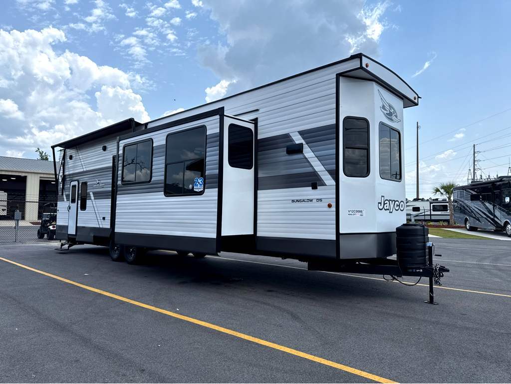 2027 Jayco Jay Flight Bungalow 404LOFT DS in hattiesburg MS