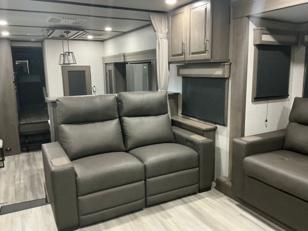 2024 Grand Design Solitude 380FL in floresville TX