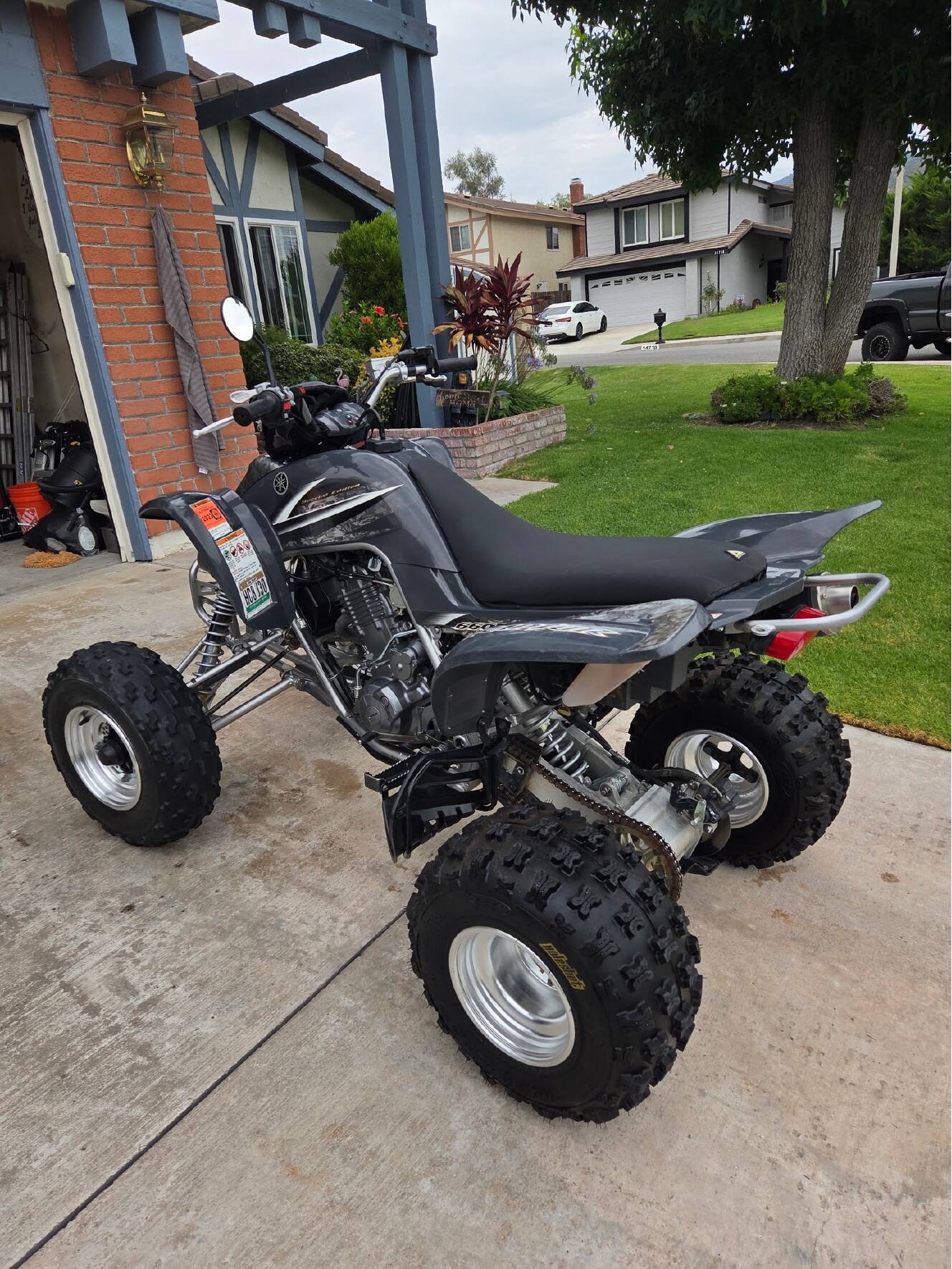A photo of this 2005 Yamaha RAPTOR 660R
