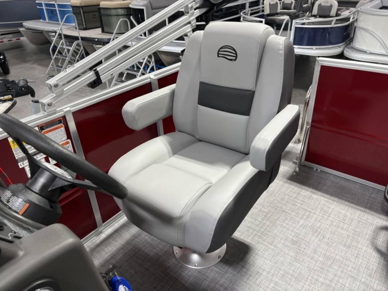 A photo of this 2026 Sun Tracker Party Barge® 16 DLX