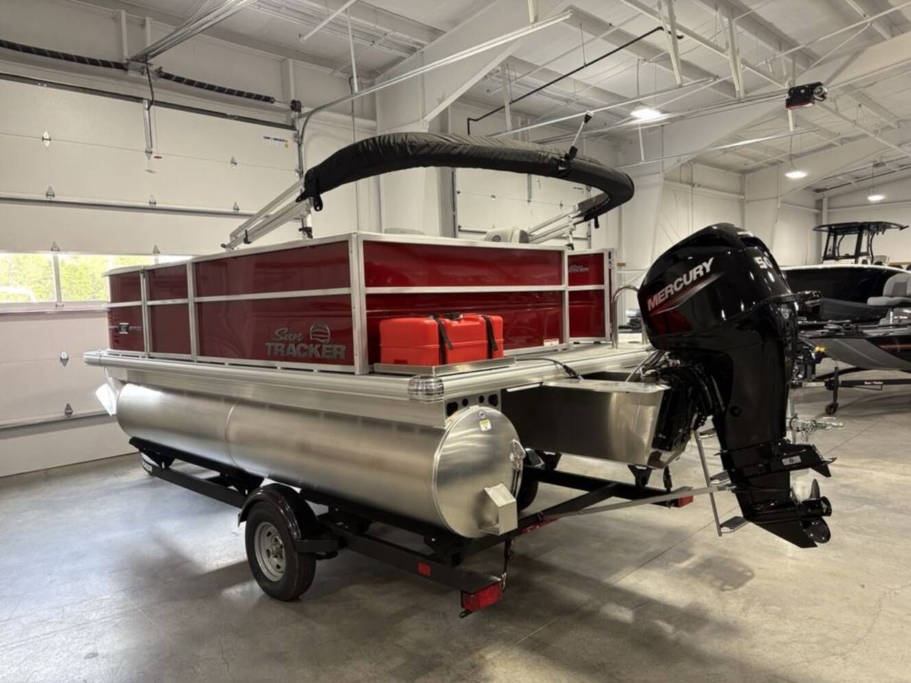 A photo of this 2026 Sun Tracker Party Barge® 16 DLX