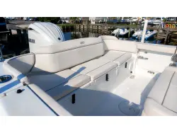 2025 Sea Hunt Ultra 255SE