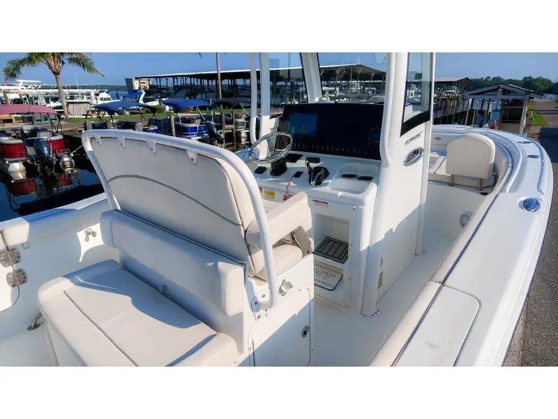 2025 Sea Hunt Ultra 255SE