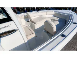 2025 Sea Hunt Ultra 255SE