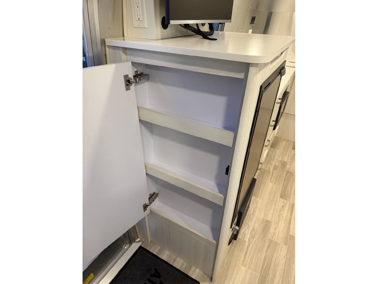 A photo of this 2025 Airstream BAMBI 20FB