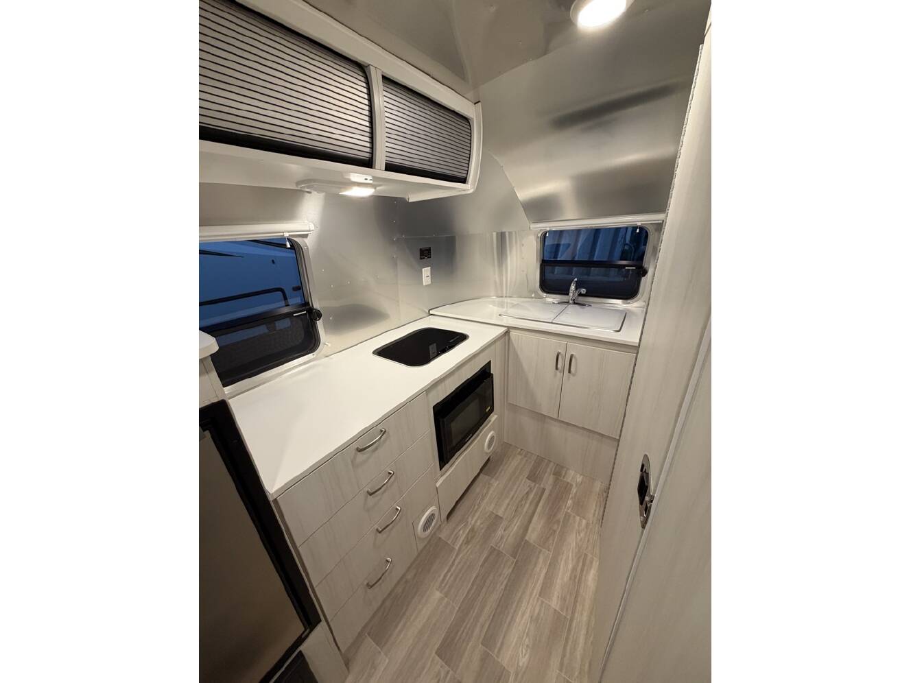 A photo of this 2025 Airstream BAMBI 20FB