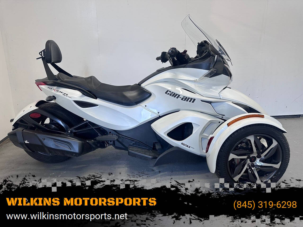 2014 Can-Am SPYDER ST-S SE5 ST-S SE5 in Patterson, NY