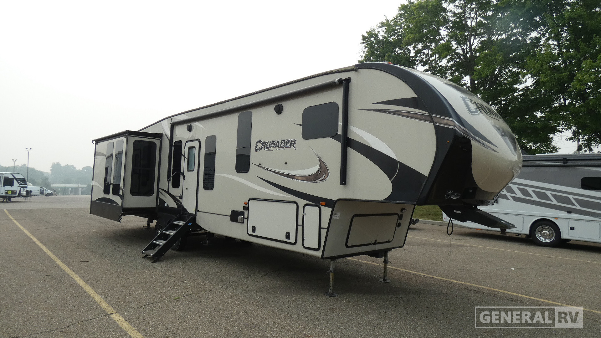 2017 Prime Time Rv CRUSADER 365RKB in clarkston MI