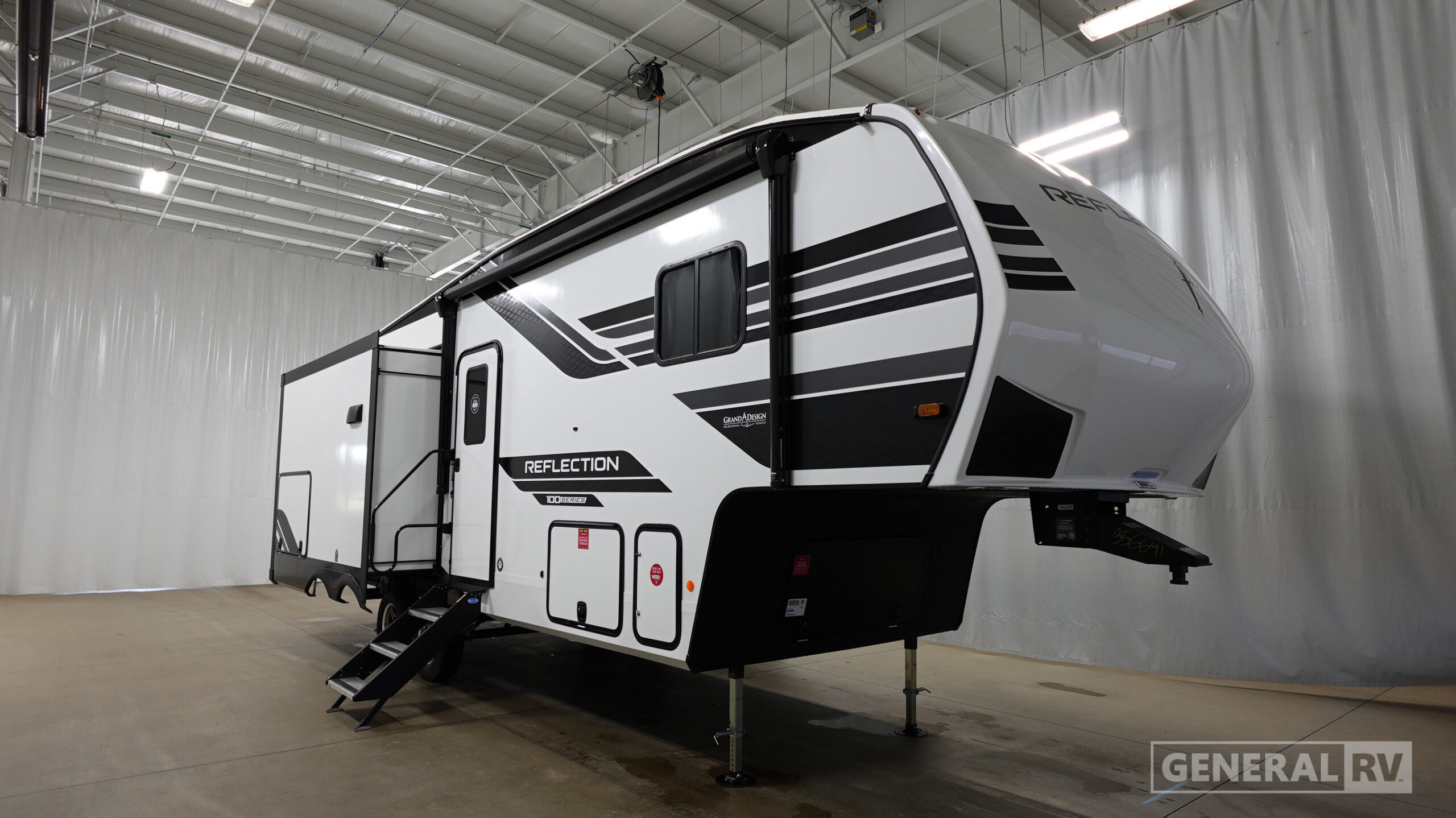 2027 Grand Design REFLECTION 100 SERIES 28RL RV