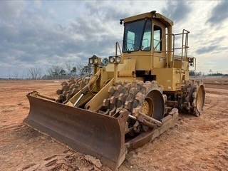 1989 Caterpillar 815B in Dallas, TX