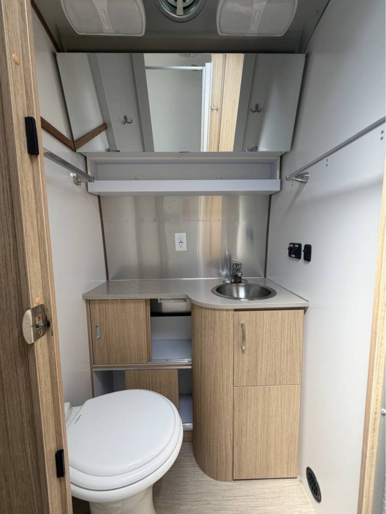 A photo of this 2020 Airstream Flying Cloud 27FB Rear Hatch