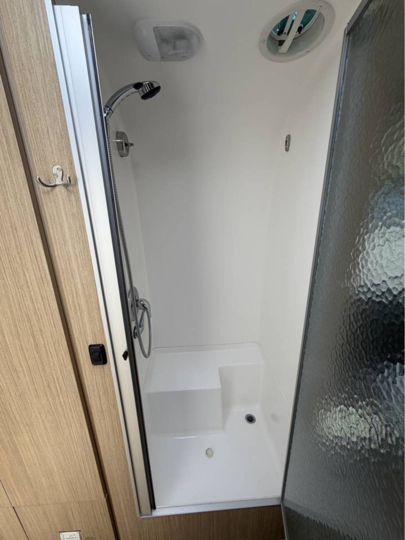 A photo of this 2020 Airstream Flying Cloud 27FB Rear Hatch