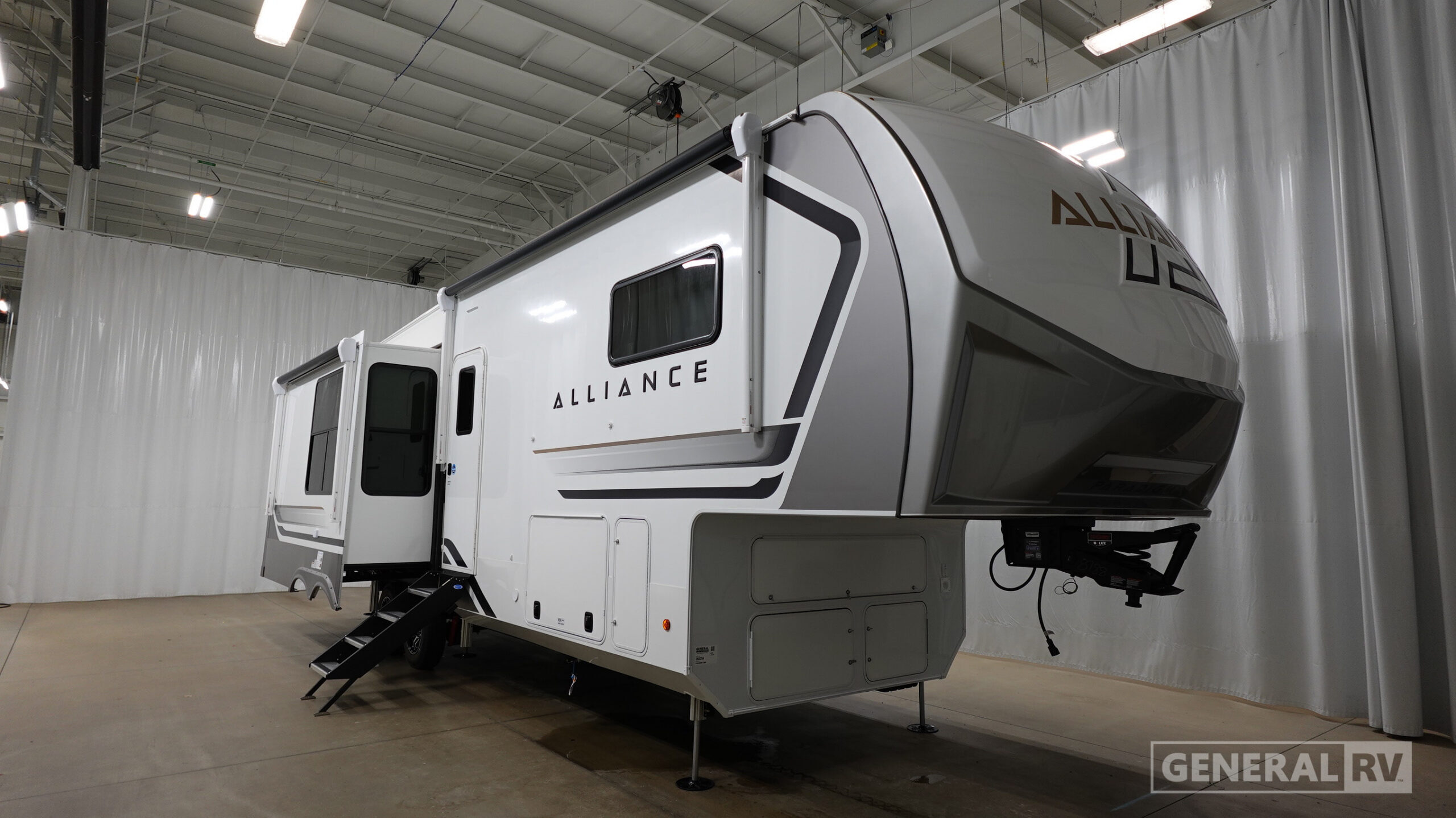 2027 Alliance Rv PARADIGM 312RK in north canton OH