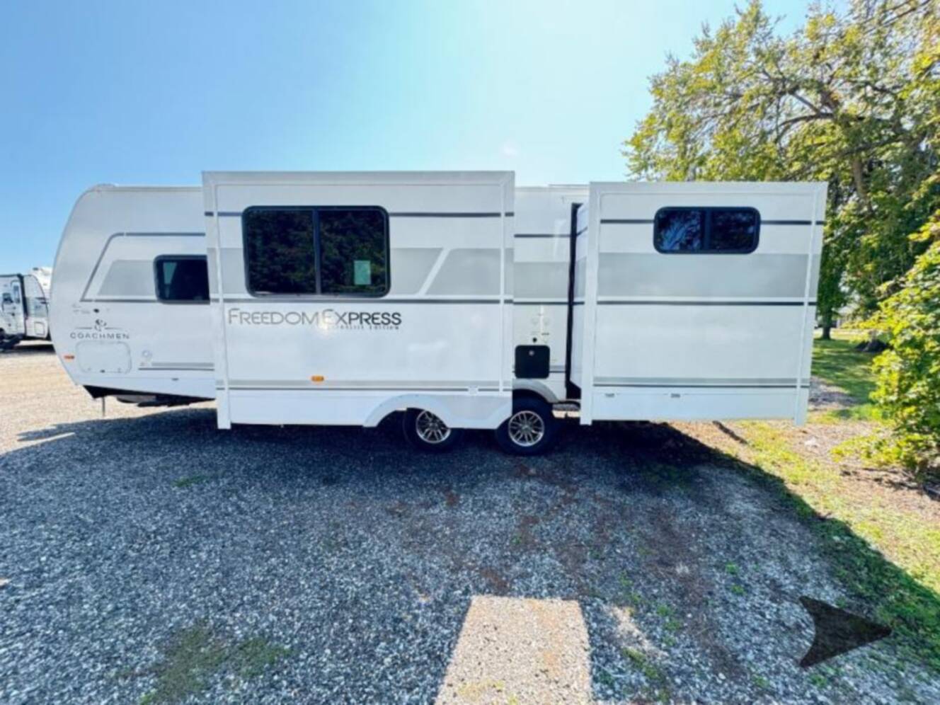 A photo of this 2026 Coachmen Rv Freedom Express Ultra Lite 271BHE