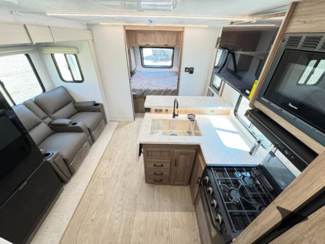 A photo of this 2026 Coachmen Rv Freedom Express Ultra Lite 271BHE