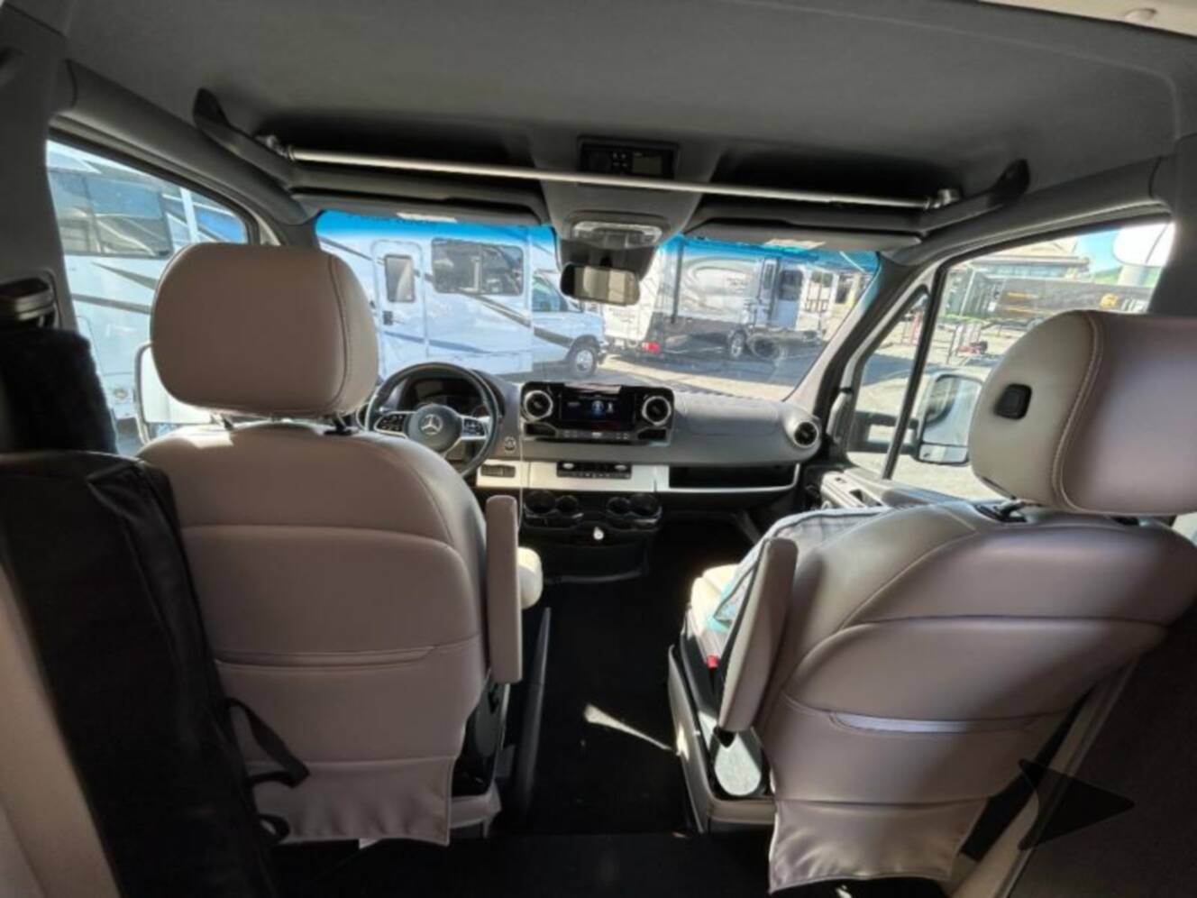 A photo of this 2022 Airstream Atlas Murphy Suite