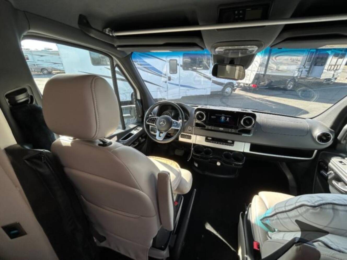 A photo of this 2022 Airstream Atlas Murphy Suite