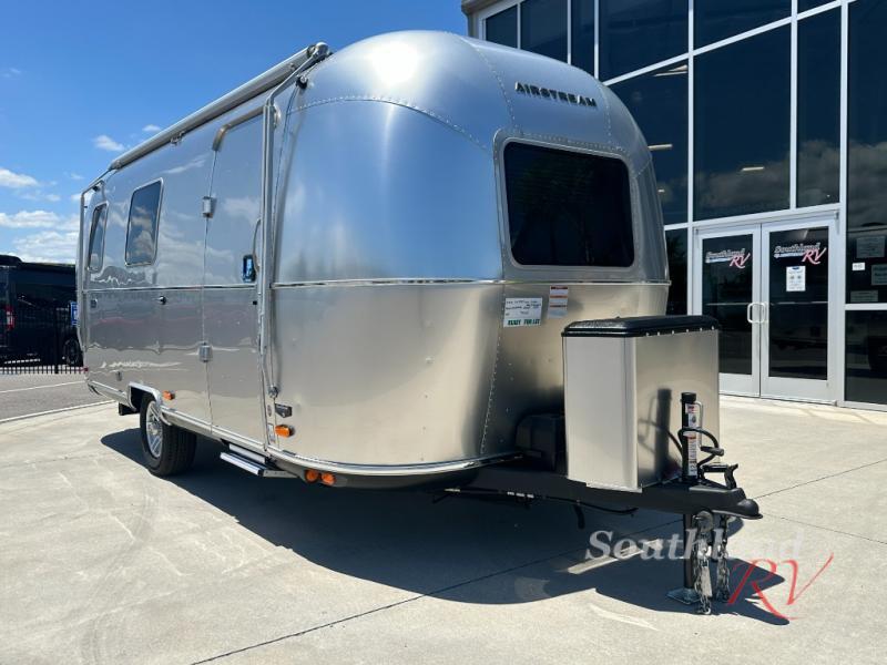 2026 Airstream World Traveler 22RB RV