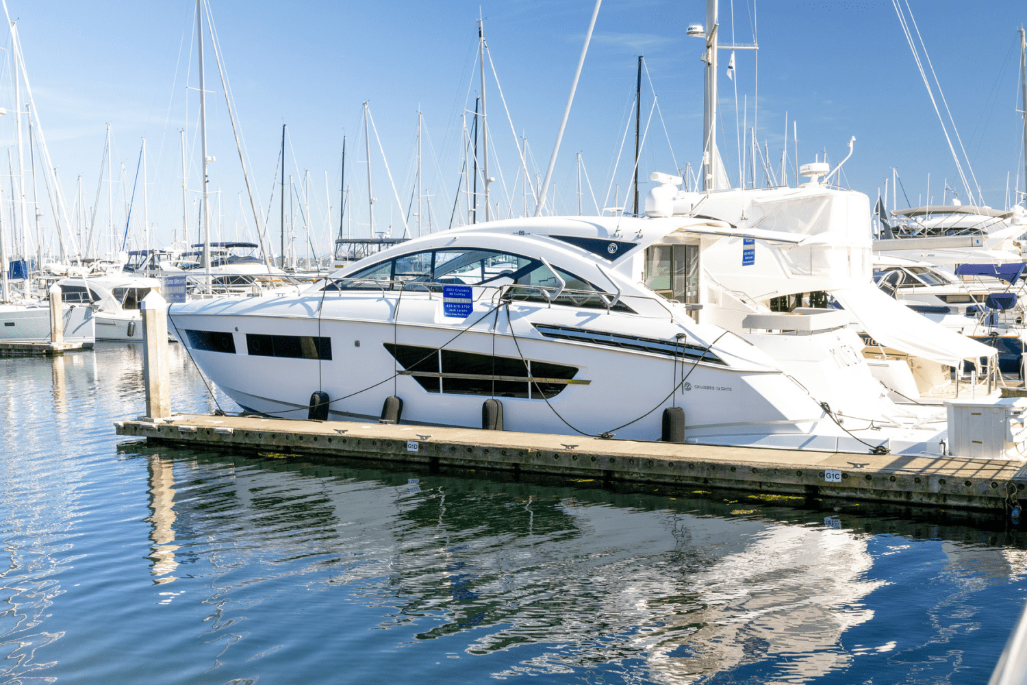2021 Cruisers Yachts 60 CANTIUS in seattle WA