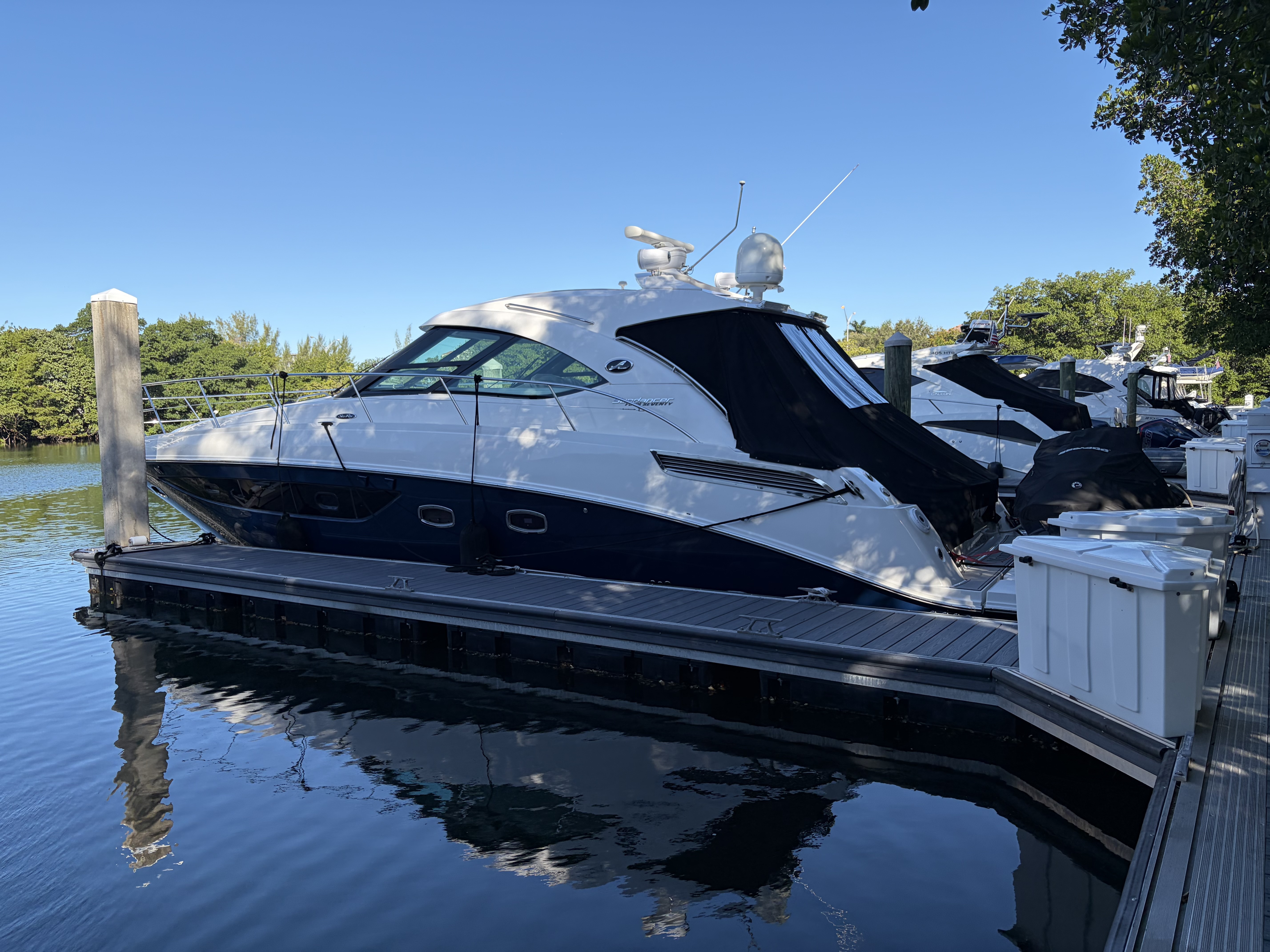 2014 Sea Ray 470 SUNDANCER in miami FL