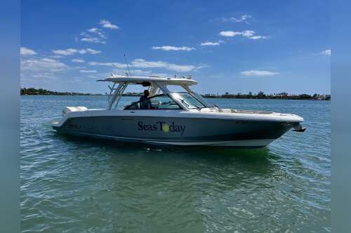 2019 Boston Whaler 320 VANTAGE in venice FL