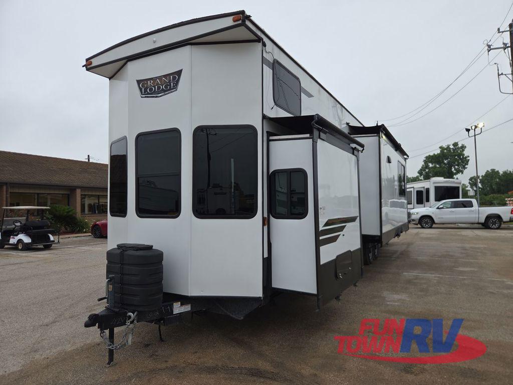 View more photos of this listing