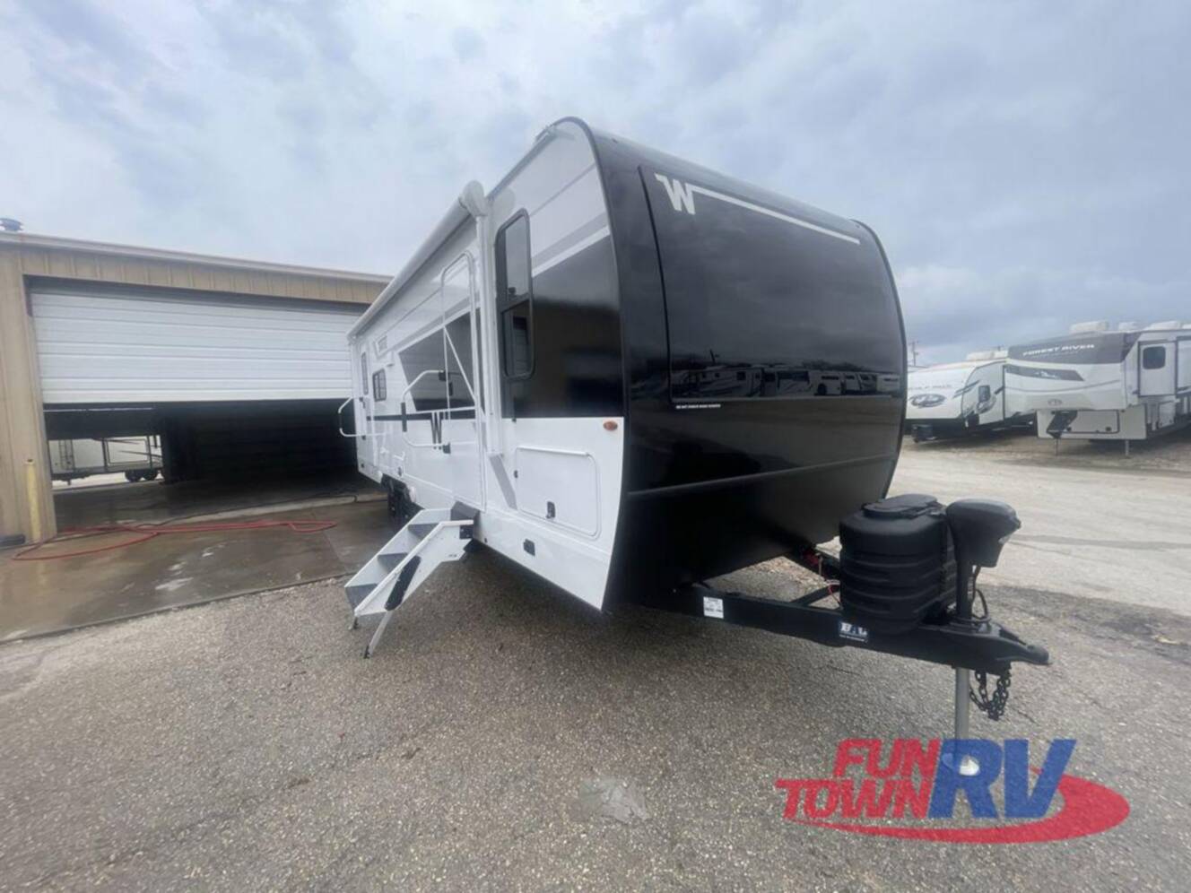 A photo of this 2026 Winnebago Thrive 25RLS